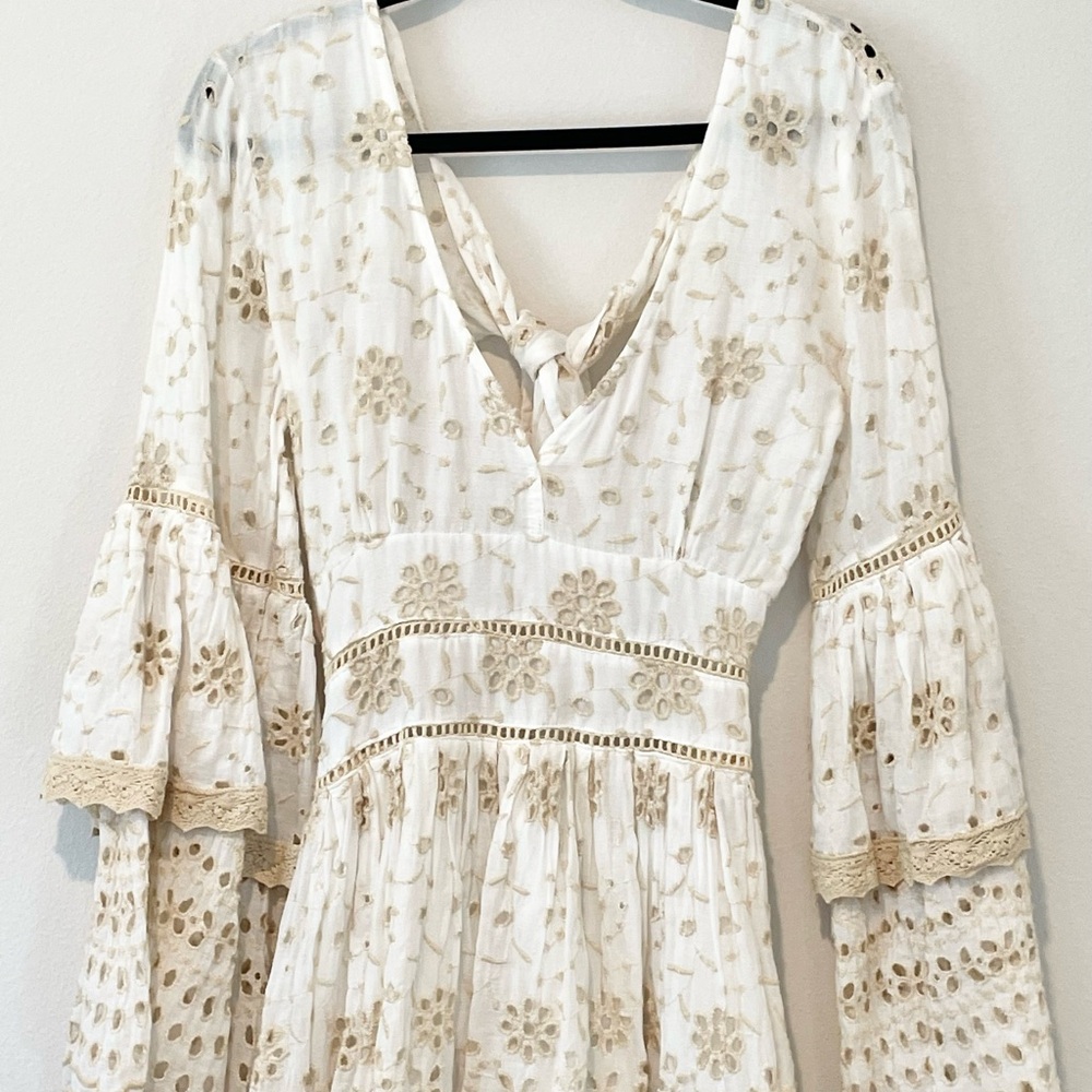 NWOT antica sartoria white/cream eyelet cutout dress Italy Positano import - Picture 3 of 5